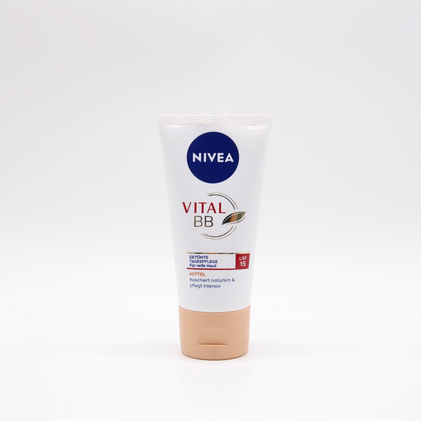 NIVEA VITAL BB Getönte Tagespflege LSF 15